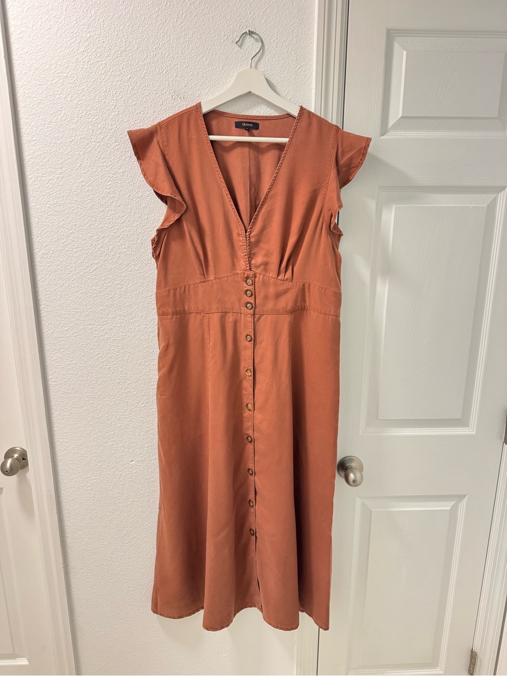 Quince Vintage Wash Tencel Button Front Midi Dress size large in terracotta - Picture 6 of 8